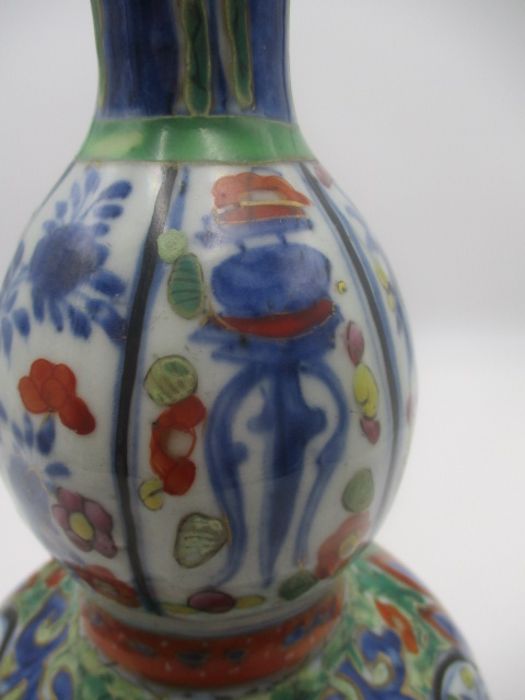 A Japanese 19th Century double gourd vase in the Imari palette, height 29cm - Image 6 of 12