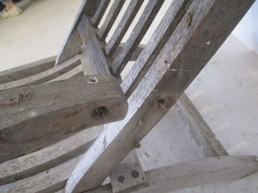 A wooden garden steamer chair. A/F - Image 7 of 9