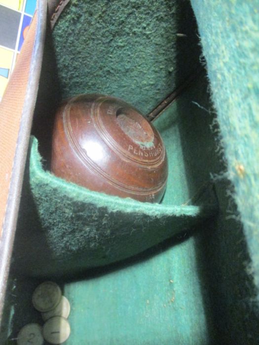 A collection of lawn bowls, including Thomas Taylor, Almark, Taylor Vector. Some are marked - Image 8 of 9