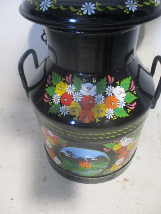 A vintage painted milk churn. Height approx. 53cm - Image 5 of 7