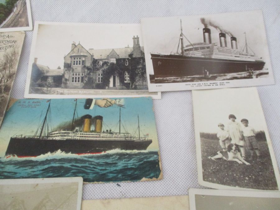 A collection of photographs, postcards etc including various postcards from Lyme Regis/Uplyme etc. - Image 31 of 52