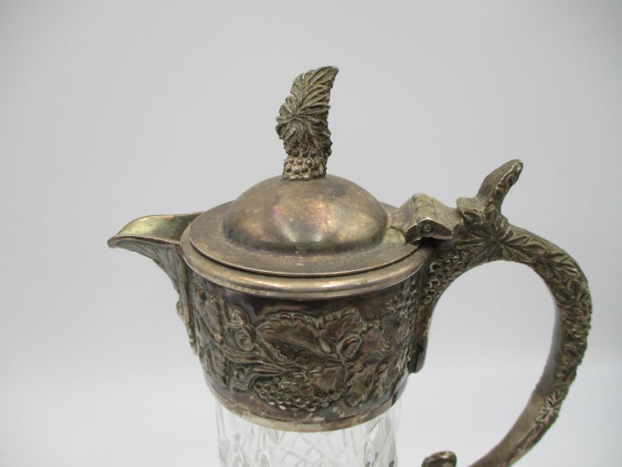 An antique brass trophy engraved with Maldive Ashes, along with a small collection of silver - Image 7 of 14