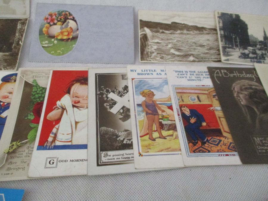 A collection of photographs, postcards etc including various postcards from Lyme Regis/Uplyme etc. - Image 11 of 52