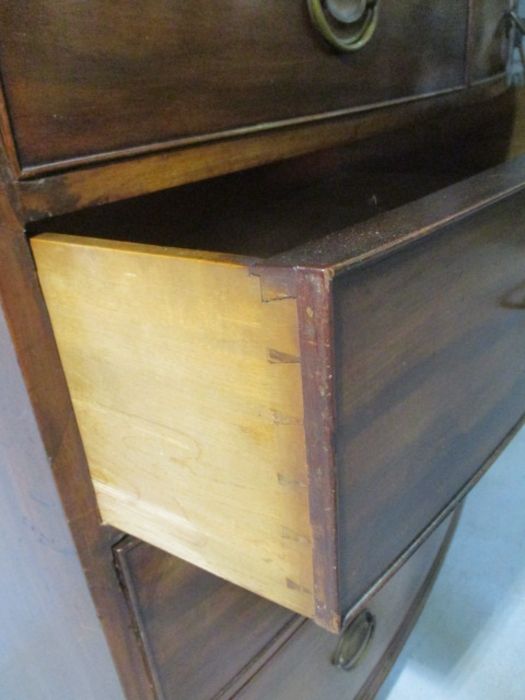 A Georgian mahogany bow fronted chest of drawers. - Image 8 of 10