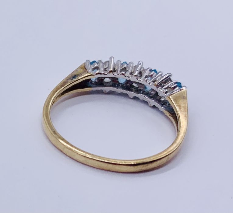 A 9 ct gold dress ring set with topaz and CZ - Image 3 of 3