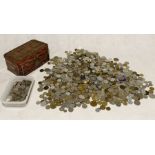 A quantity of various British and worldwide coinage including a number of sixpences