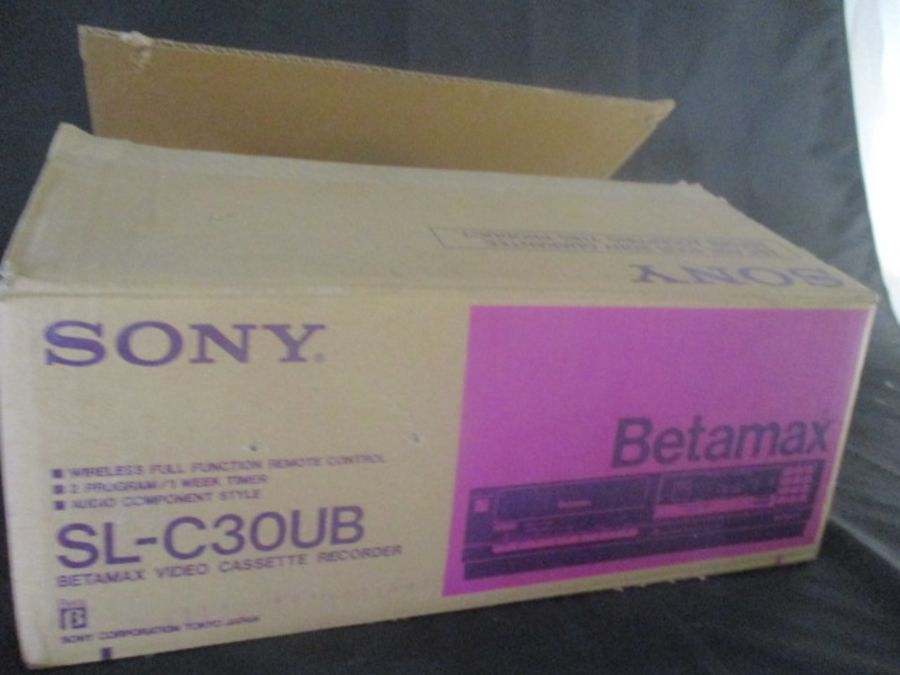 A Sony SL-C30UB Betamax video recorder ( untested) - Image 7 of 7
