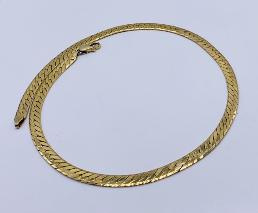 A 9ct gold necklace, weight 20g