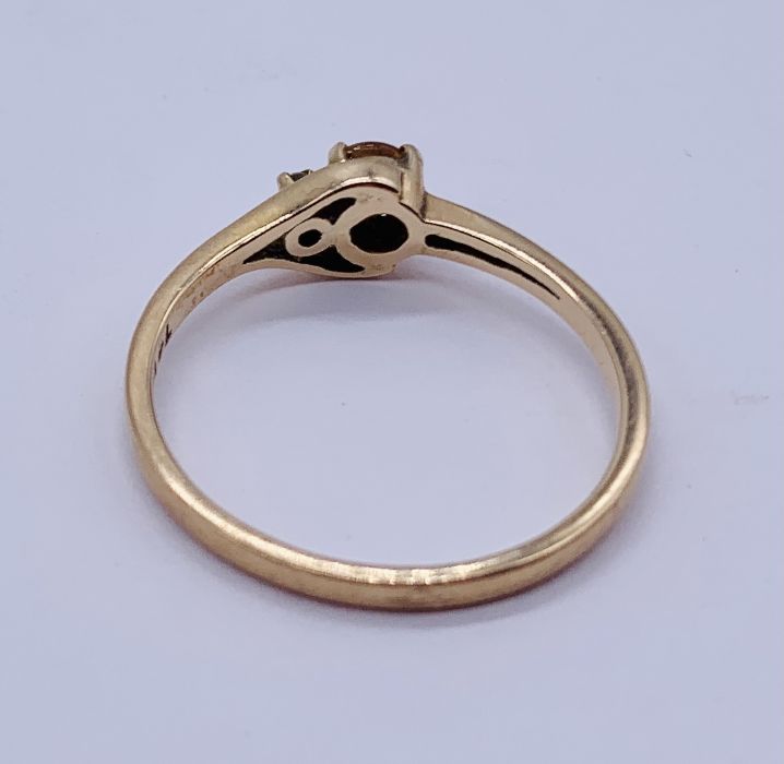 A 14ct gold ring set with a yellow Topaz - Image 2 of 3