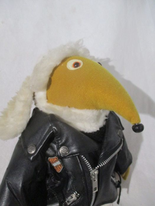 A collection of soft toys including a vintage Womble in Harley Davidson jacket, fox huntsman, - Image 10 of 21
