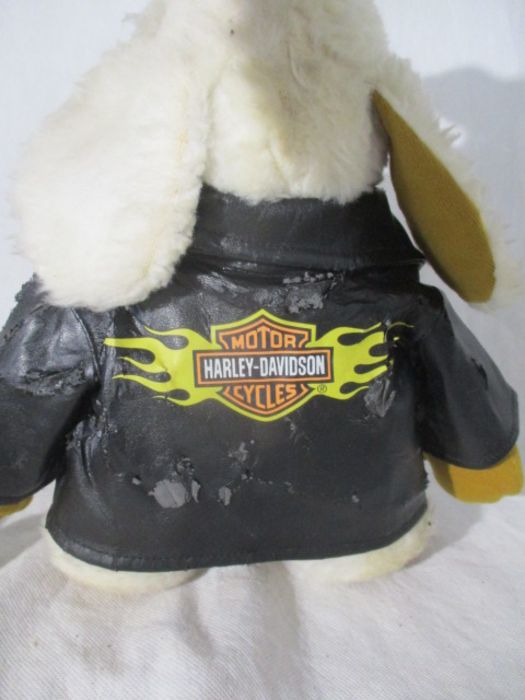 A collection of soft toys including a vintage Womble in Harley Davidson jacket, fox huntsman, - Image 12 of 21