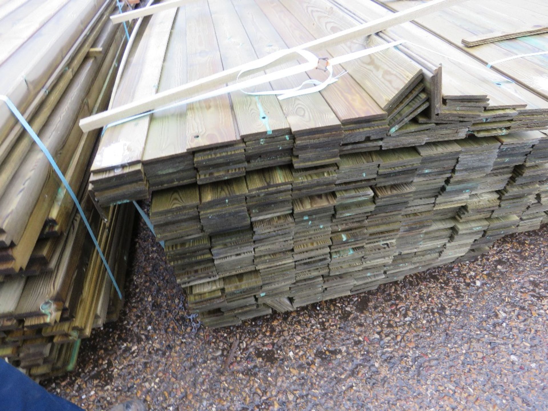 LARGE PACK OF FLAT CLADDING TIMBER BOARDS 10CM WIDE X 1.74M APPROX. - Image 2 of 2