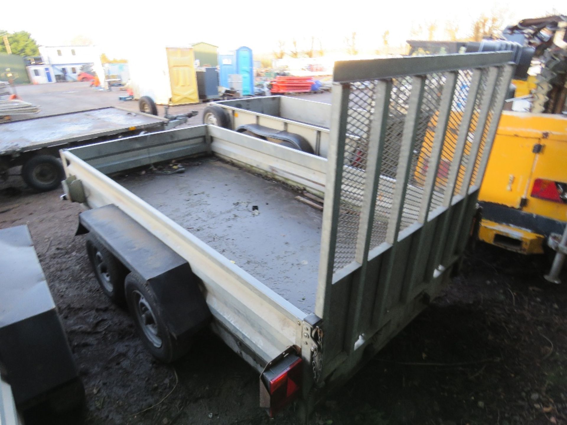 INDESPENSION 10FT X 5FT TRAILER, 2600KG RATED SN:107522. PREVIOUS COUNCIL USAGE. - Image 4 of 6