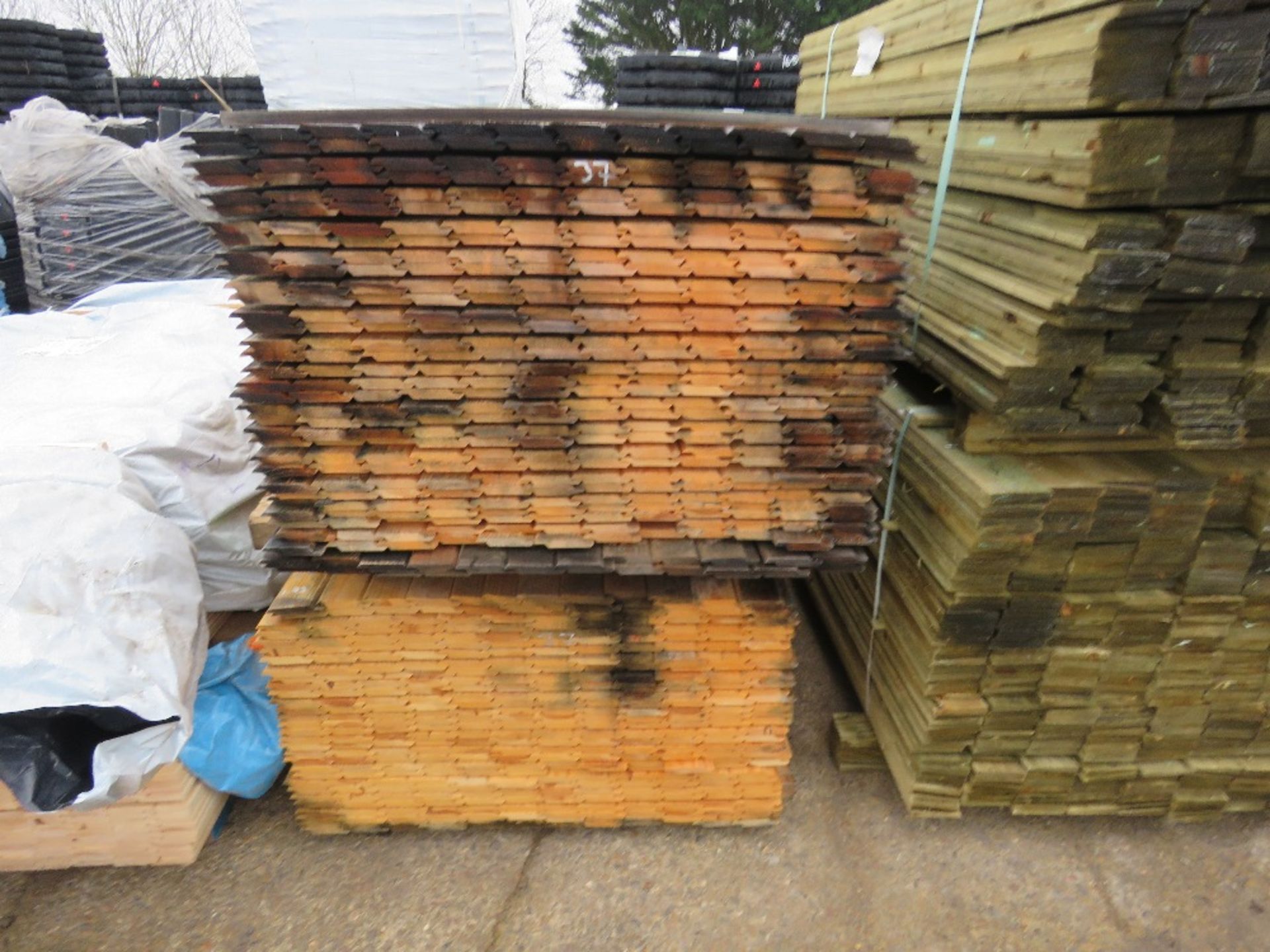 2 X LARGE PACKS OF SHIPLAP TIMBER CLADDING BOARDS 1.73M X 10CM APPROX.