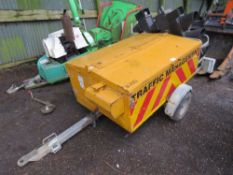 TOWED TRAFFIC LIGHT SET WITH YANMAR ENGINED 110VOLT GENERATOR. WHEN TESTED WAS SEEN TO RUN, ELECTRIC