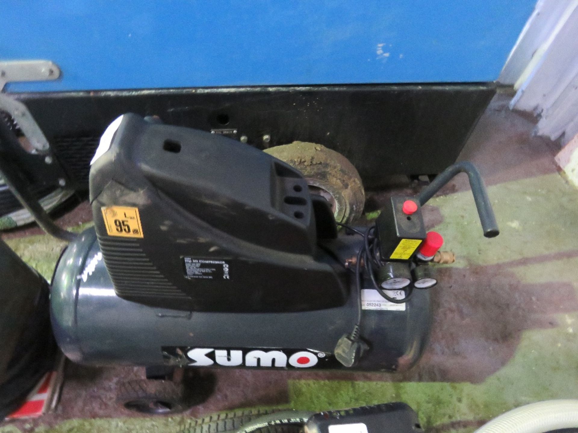 240VOLT SUMO COMPRESSOR. UNTESTED, CONDITION UNKNOWN. - Image 2 of 2