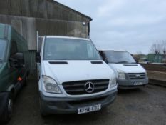 MERCEDES SPRINTER DROP SIDE TRUCK. REG:KF56EDX. TAIL LIFT. 14FT BODY APPROX. NON RUNNER