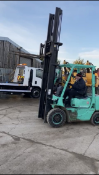 MITSUBISHI DIESEL ENGINED 2.5TONNE RATED FORKLIFT TRUCK, YEAR 2002 BUILD. SIDE SHIFT. NEW STARTER RE