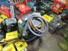 MAKITA 110VOLT INDUSTRIAL VACUUM. UNTESTED, CONDITION UNKNOWN.