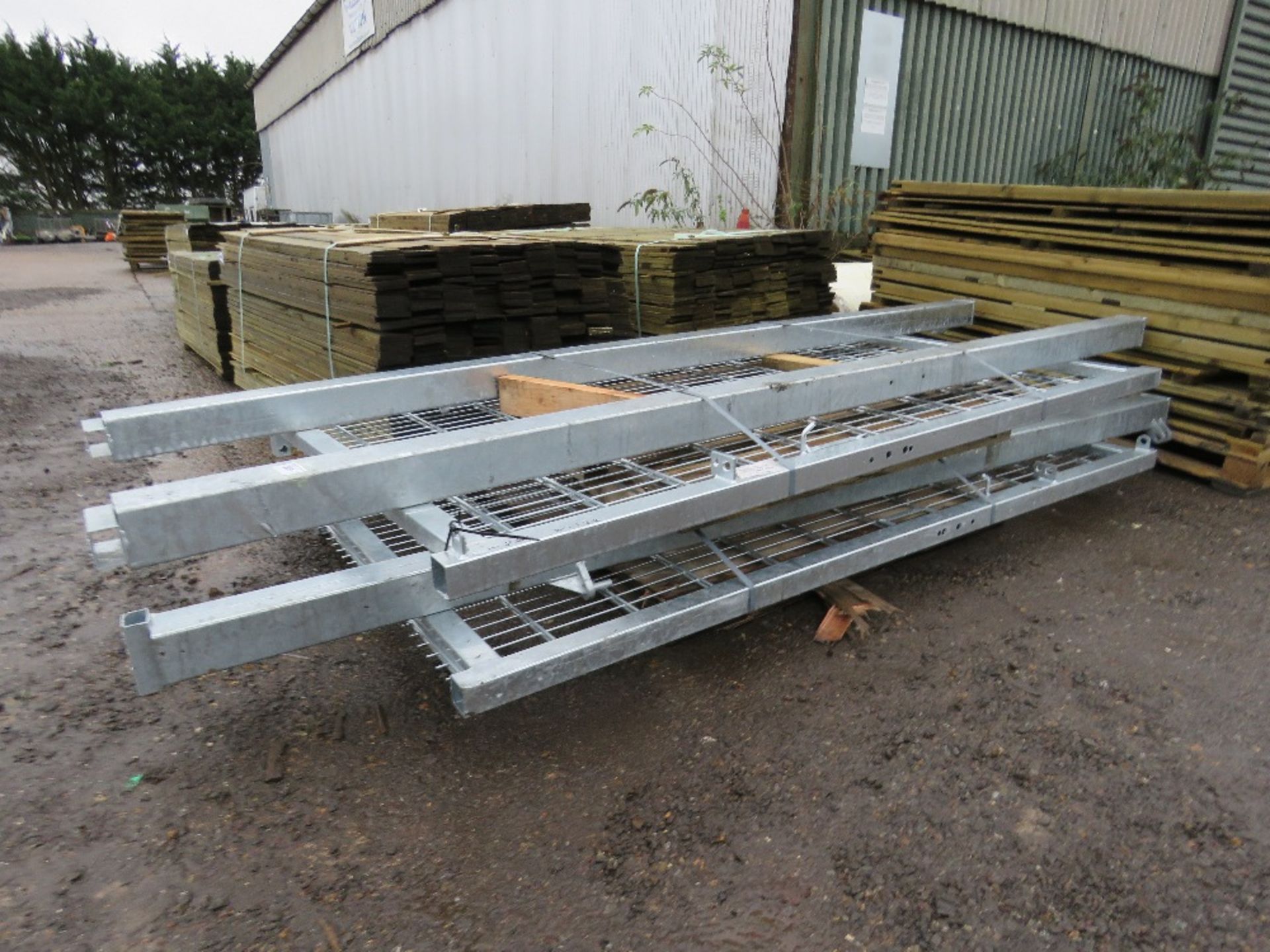 2 X GALVANISED ENTRANCE GATES WITH 4 X POSTS. 2.43M HEIGHT X 1.28M WIDTH EACH GATE APPROX. - Image 3 of 4