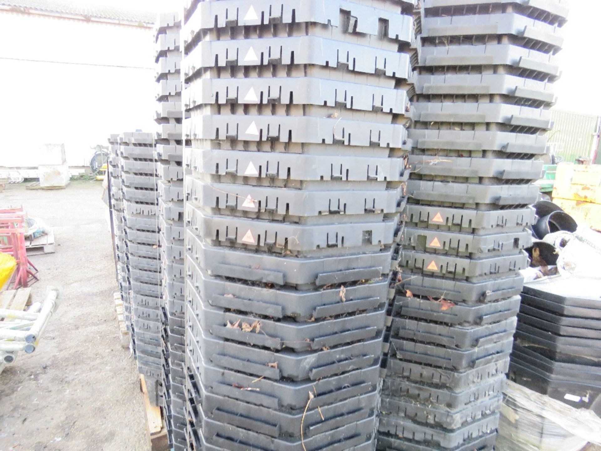2 X PALLETS OF GREENLEAF URBAN TREE ROOT SYSTEMS. - Image 5 of 5