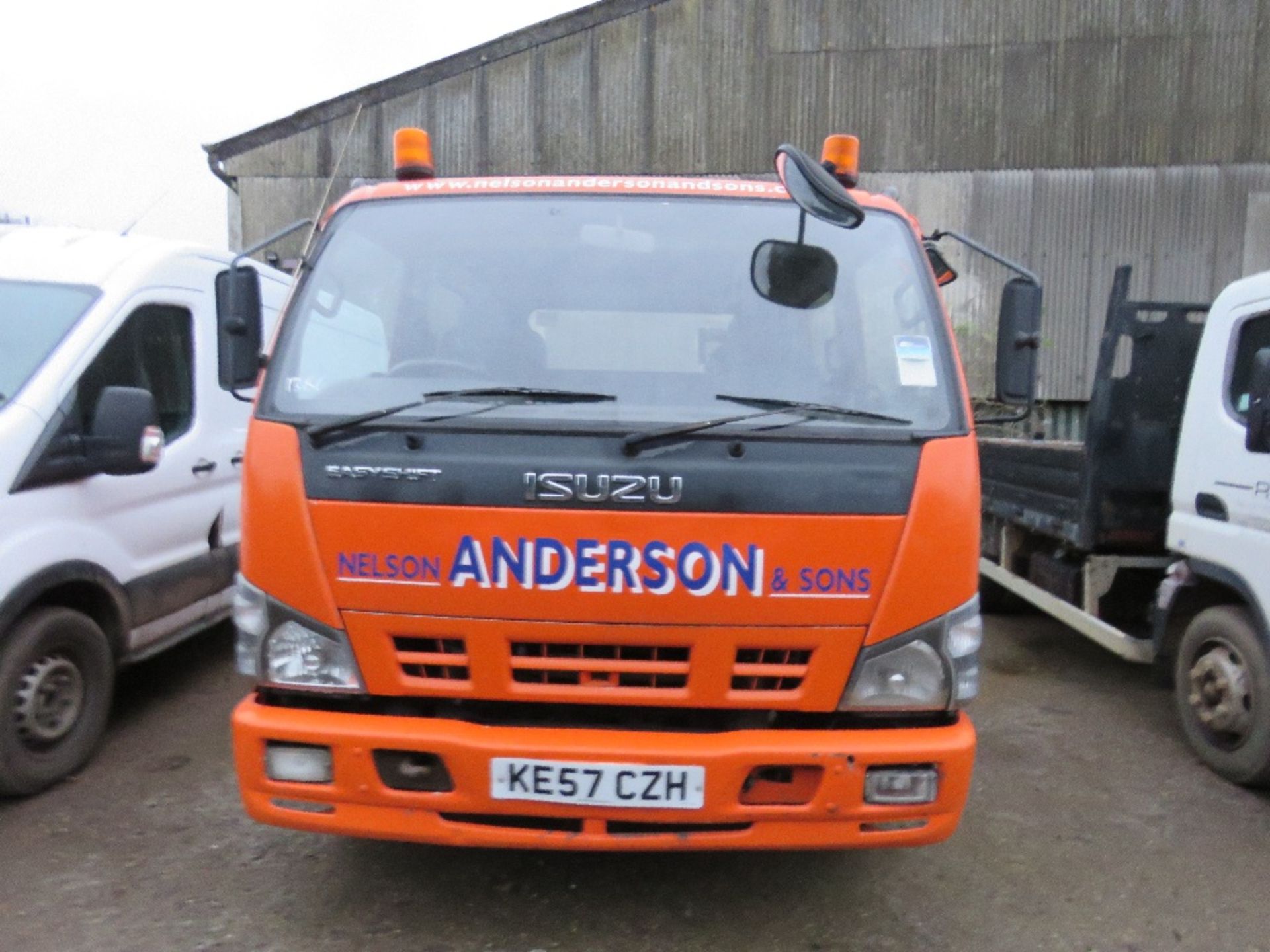 ISUZU DOUBLE CAB EASYSHIFT GEARBOX 7500KG RATED CHASSIS CAB LORRY. REG KE57 CZH. 12FT LENGTH OF CHAS - Image 2 of 9