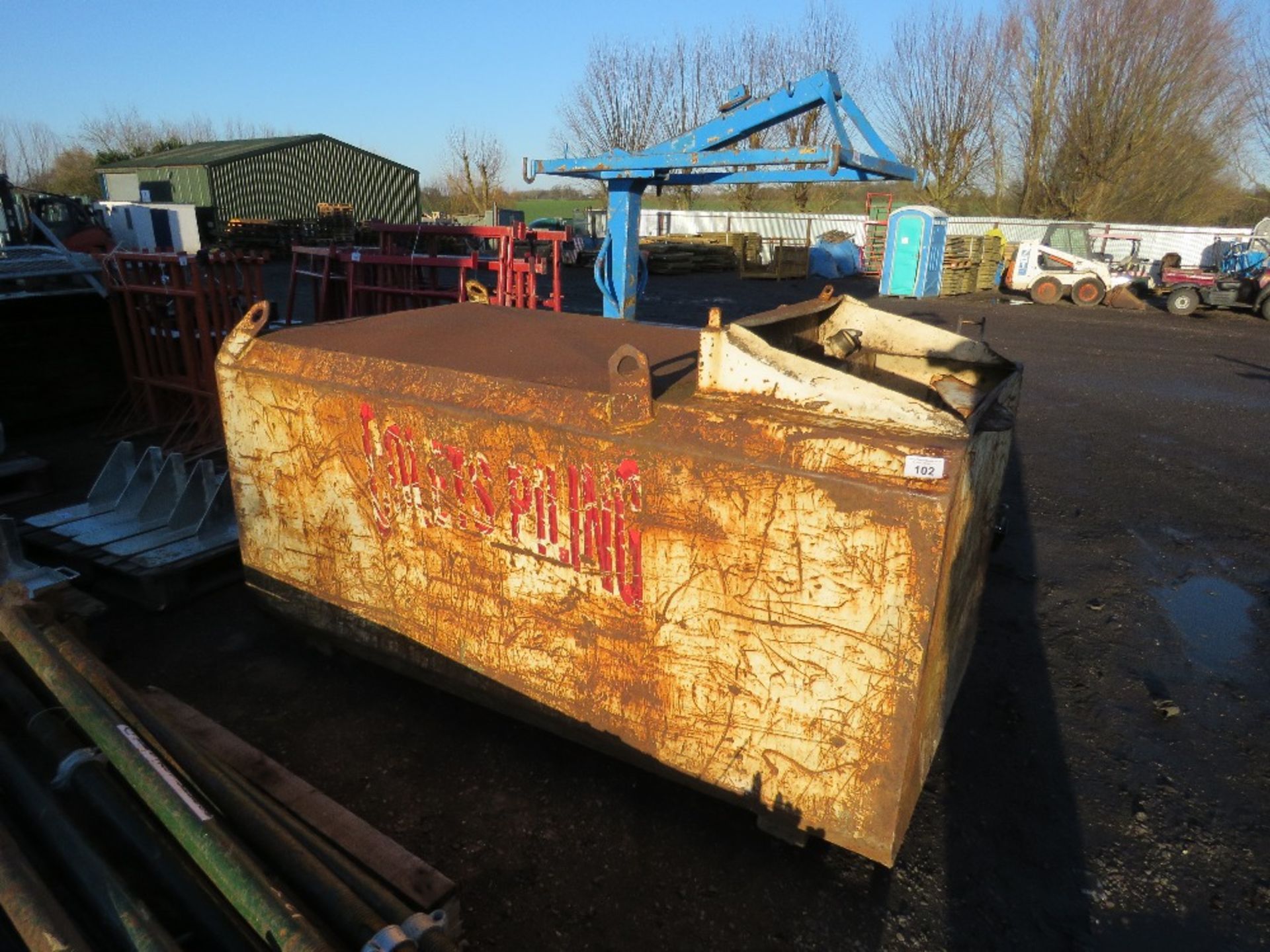 BUNDED FUEL TANK WITH PIPE AND MANUAL PUMP.