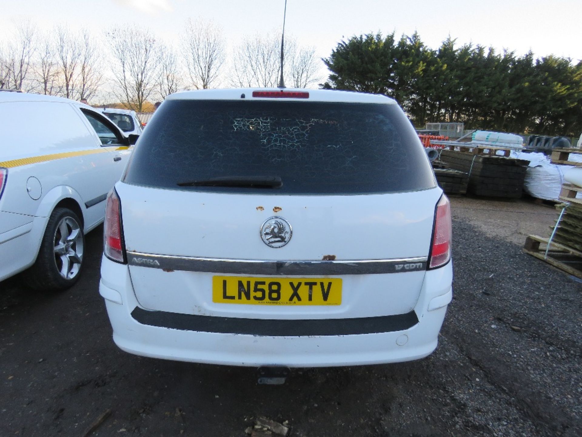 ASTRA DIESEL VAN REG:LN58 XTV. 161,421 REC MILES. - Image 5 of 7