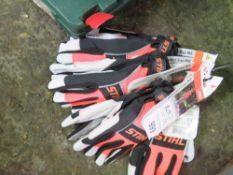 5 X PAIRS OF STIHL XL11 WORK GLOVES.