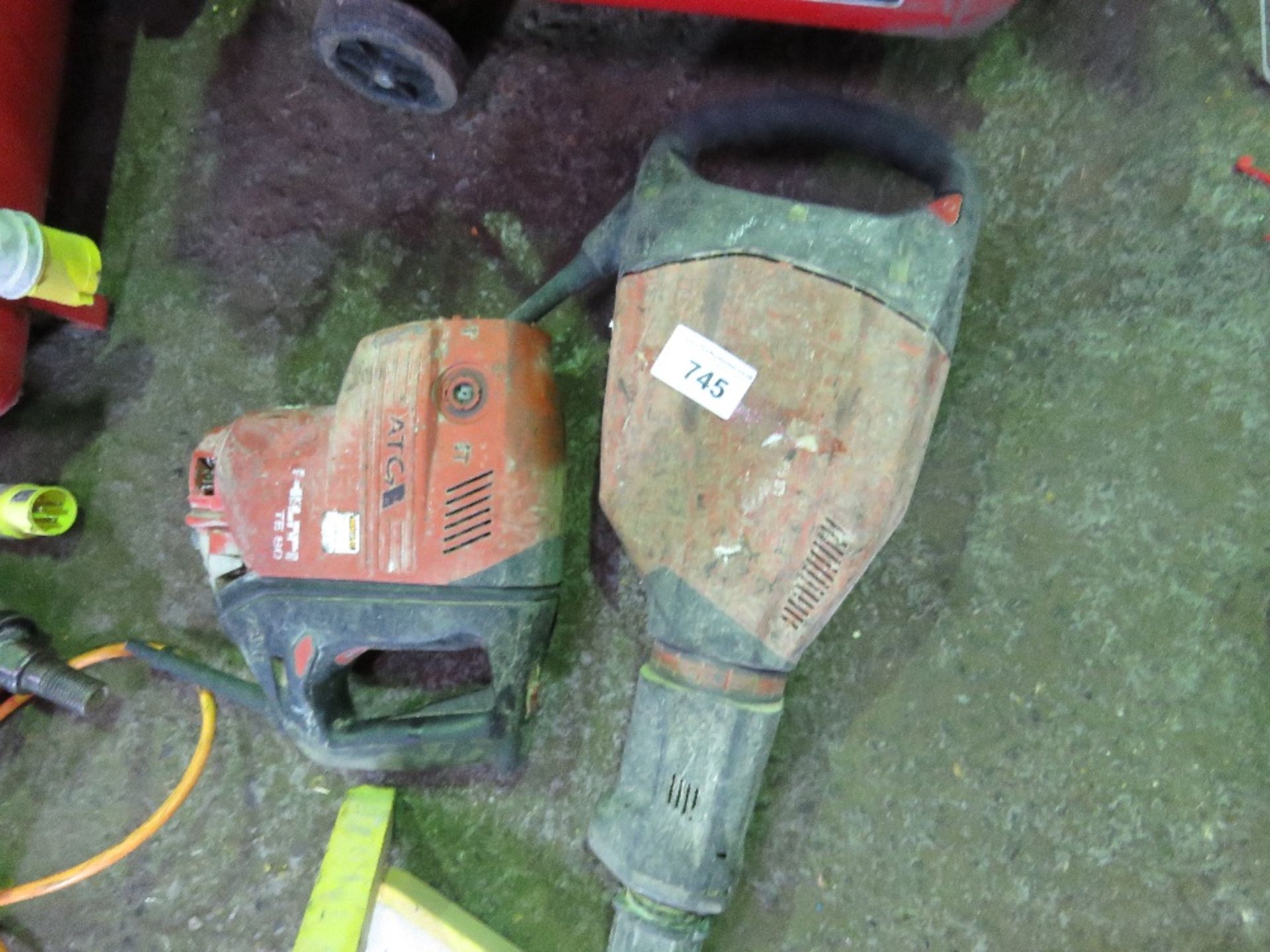 2 X HILTI BREAKER DRILLS FOR SPARES/REPAIR.