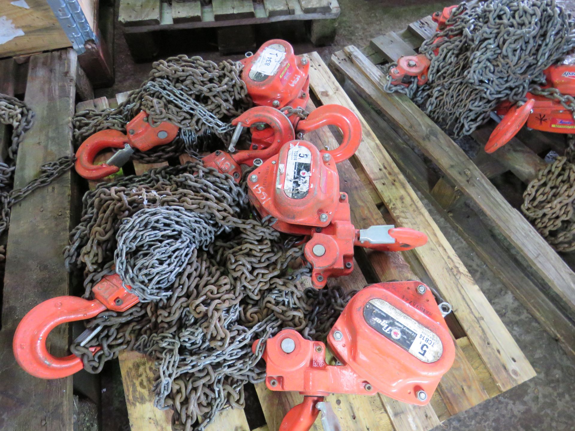 PALLET CONTAINING 3 X 5 TONNE RATED CHAIN HOIST BLOCK AND TACKLES. - Image 2 of 2