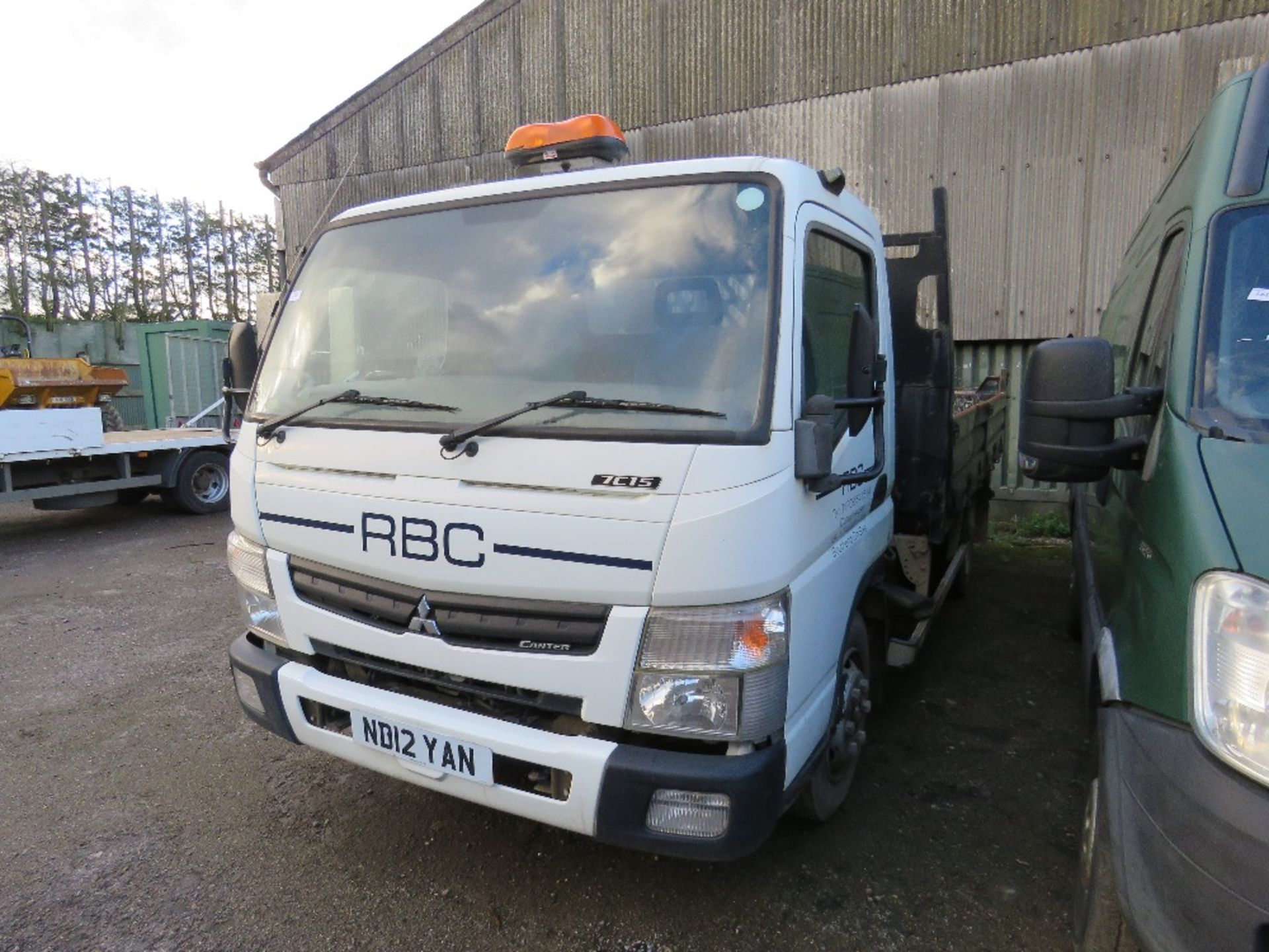 MITSUBISHI CANTER 7C15 7500KG TIPPER REG:GJ12 VYR (PRIVATE PLATE JUST REMOVED).56,611 REC MILES. - Image 3 of 9
