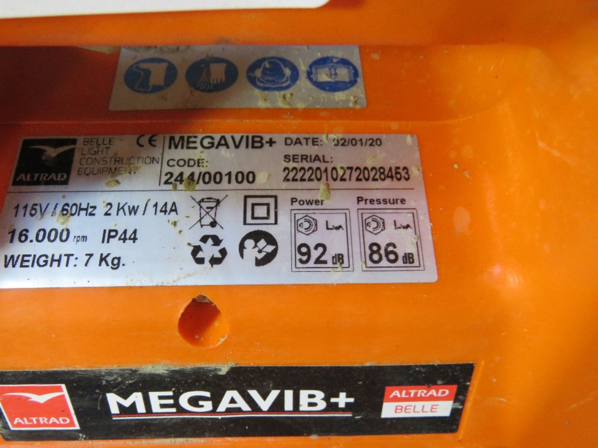 MEGAVIBE 110VOLT POWERED CONCRETE POKER UNIT, YEAR 2020. DIRECT FROM LOCAL COMPANY DUE TO THE CLOSUR - Image 2 of 2