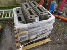 PALLET CONTAINING 22 X HERAS TYPE FENCE FEET.