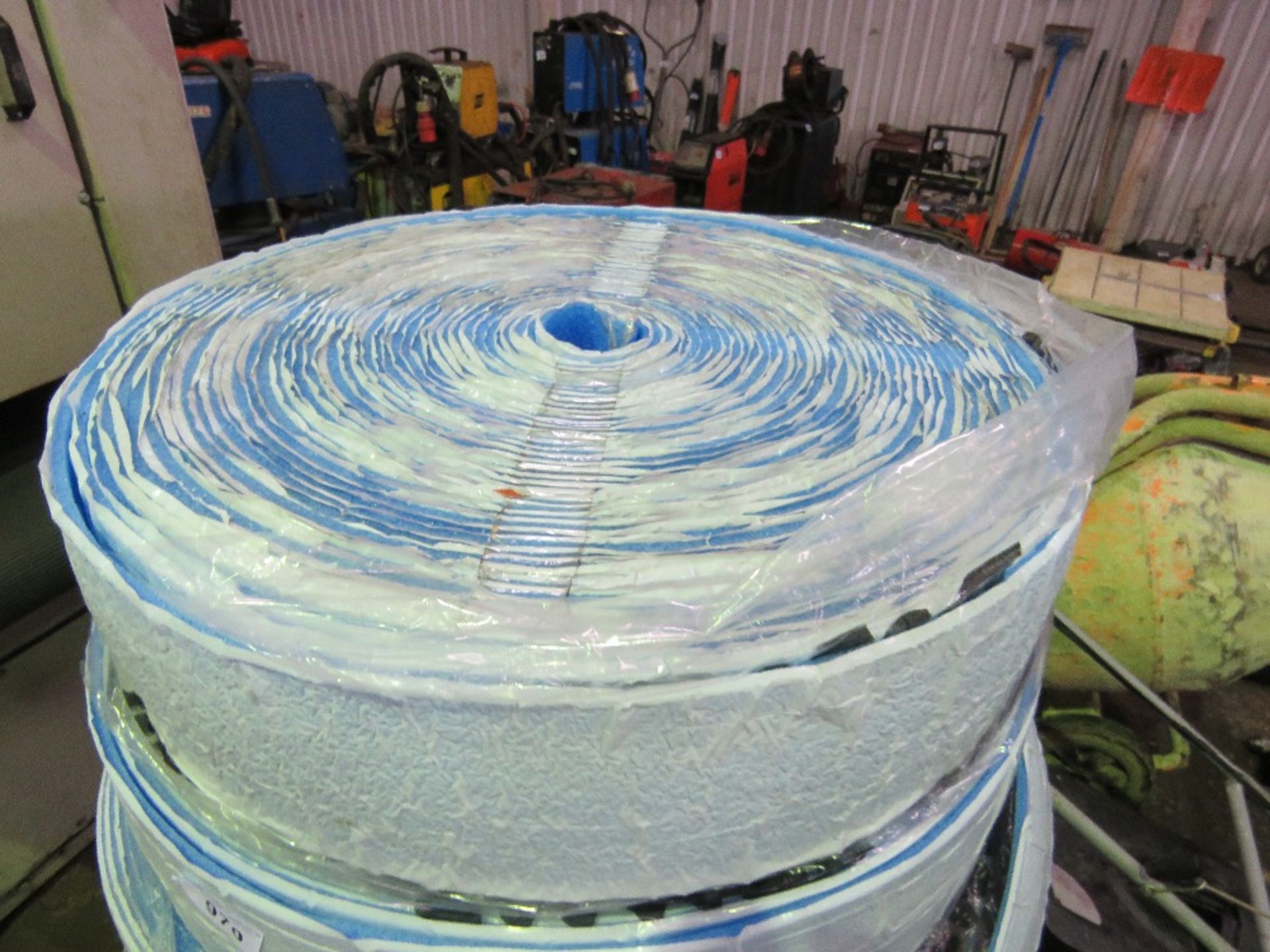 8 X ROLLS OF EWWELL SELF ADHESIVE GAP FILLING FOAM STRIP. - Image 2 of 4