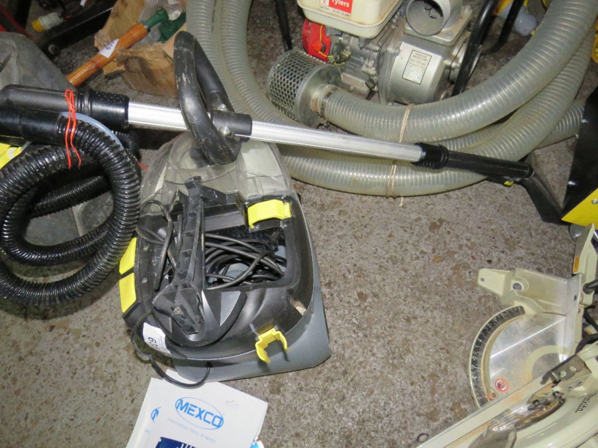 KARCHER 240VOLT CARPET CLEANER . DIRECT FROM LOCAL COMPANY DUE TO THE CLOSURE OF THE SMALL PLANT SE - Image 3 of 3