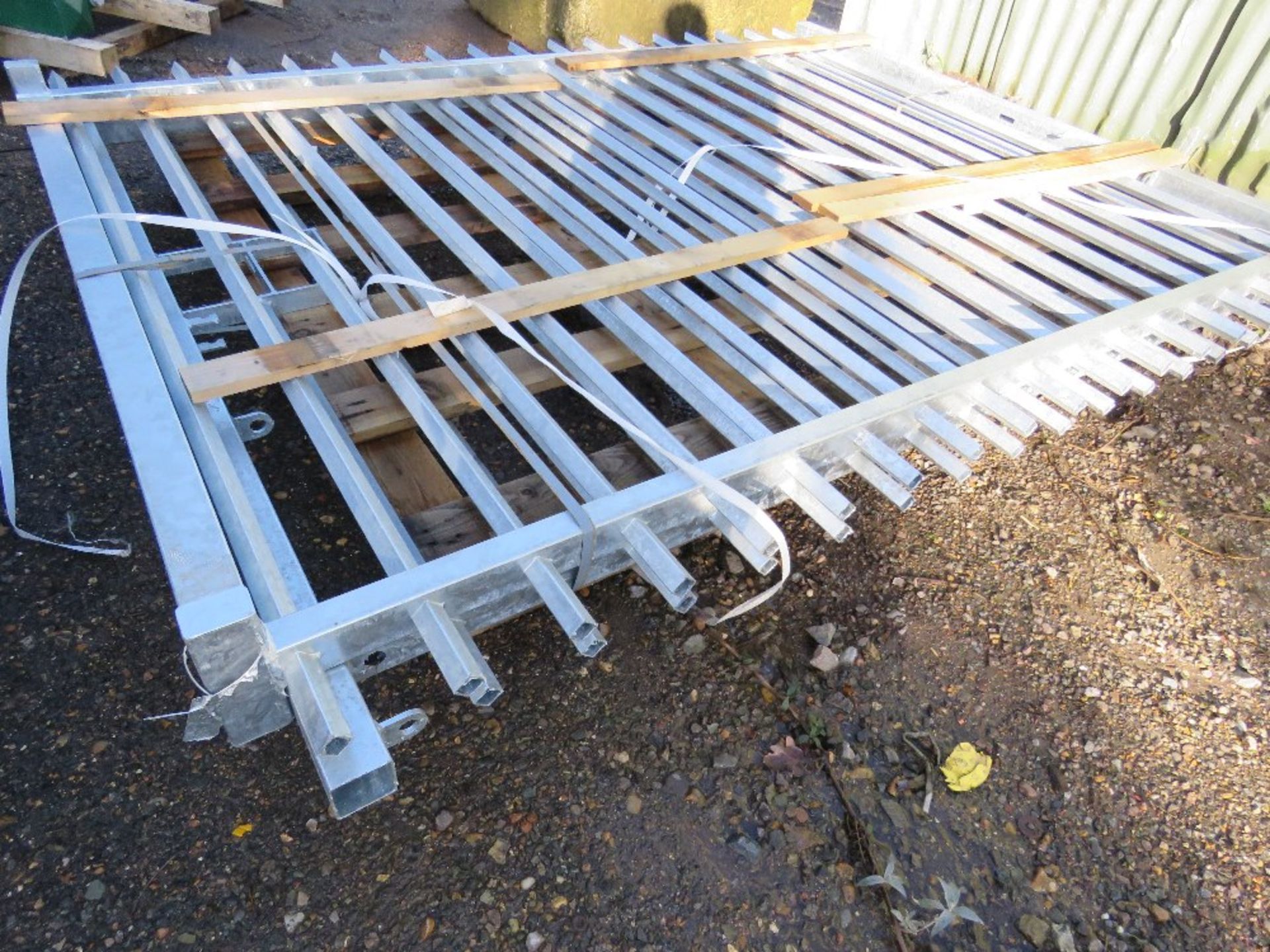 2 X GALVANISED BARBICAN SITE YARD SECURITY GATES. 2M HEIGHT X 2.5M WIDE EACH APPROX , 5M TOTAL WIDT - Image 4 of 4