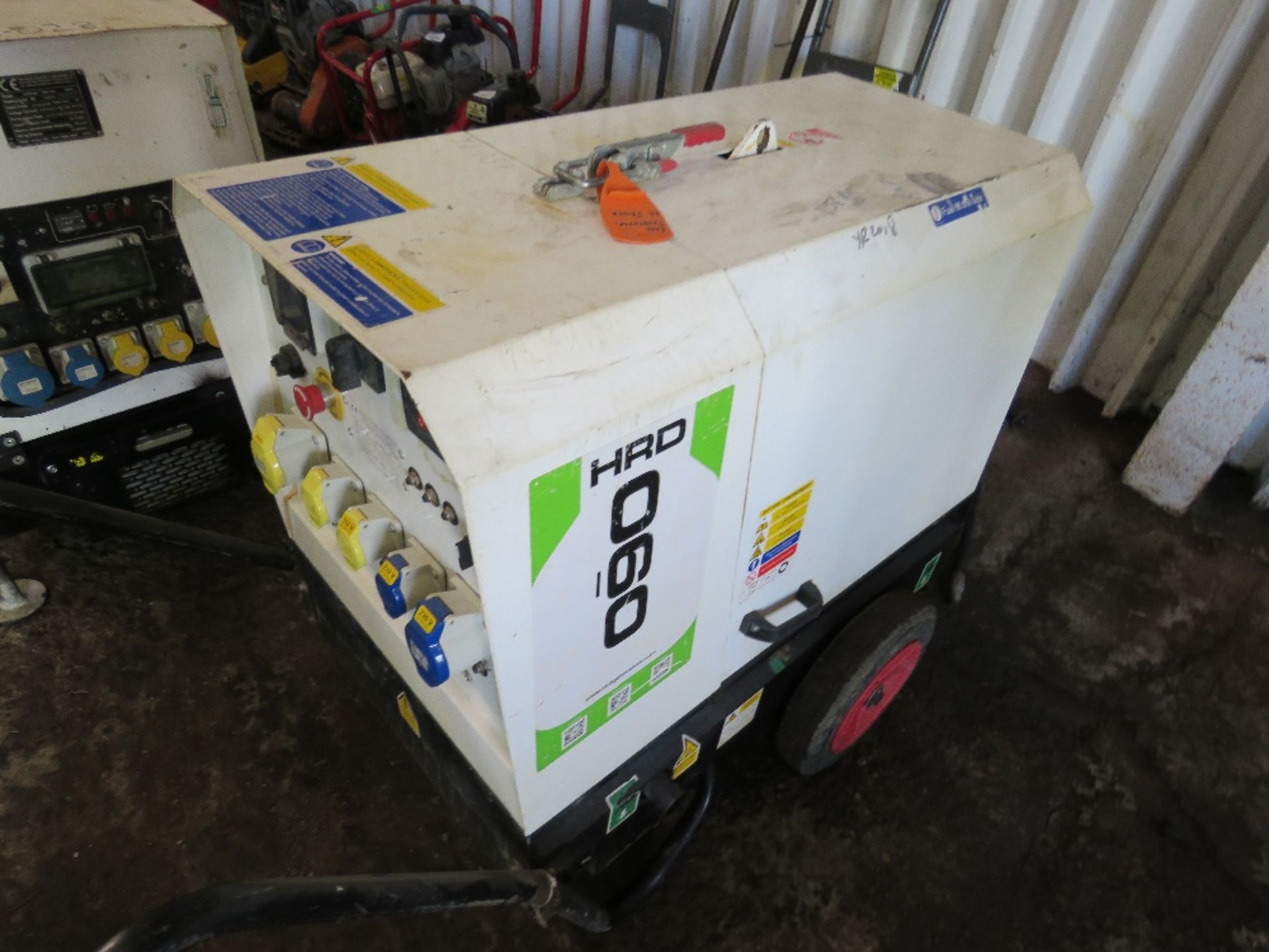 HGI 6KVA BARROW GENERATOR, YEAR 2018. 1156 REC HOURS. WHEN TESTED WAS SEEN TO RUN AND MAKE POWER. - Image 6 of 6