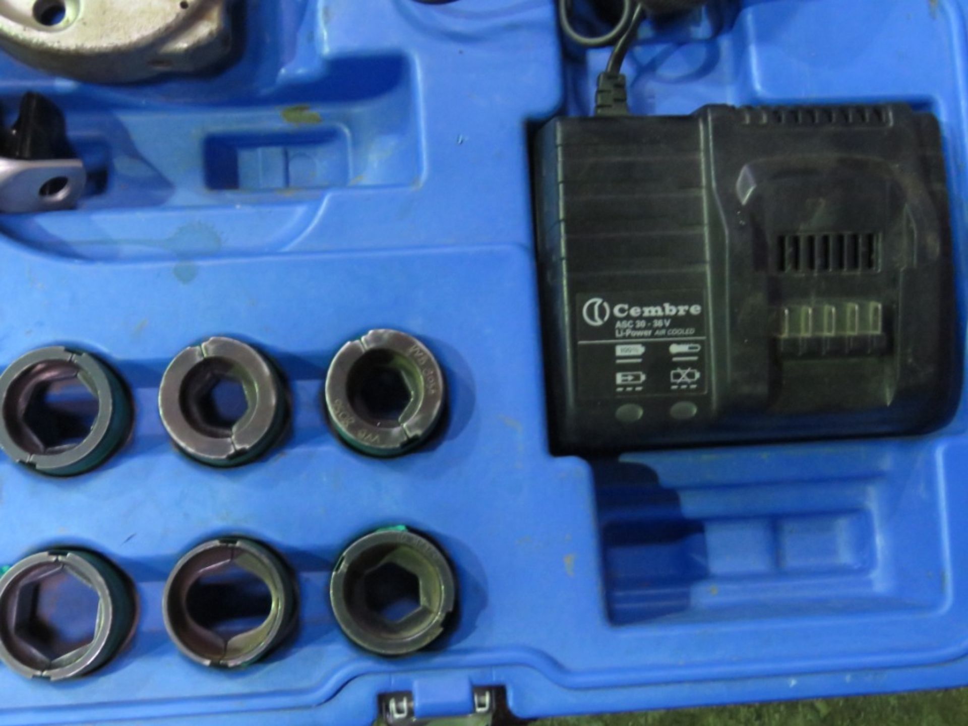 CEMBRE BATTERY POWERED CRIMPING SET IN CASE WITH DIE HEADS. SOURCED FROM DEPOT CLEARANCE PROJECT. - Image 4 of 5