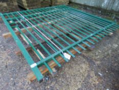 1 X BARBICAN GREEN GATE 2.5X 2.5M APPROX.( PALLET N)