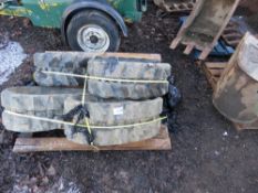 2 X PART WORN 3 TONNE DIGGER TRACKS, TYPE LL07453.