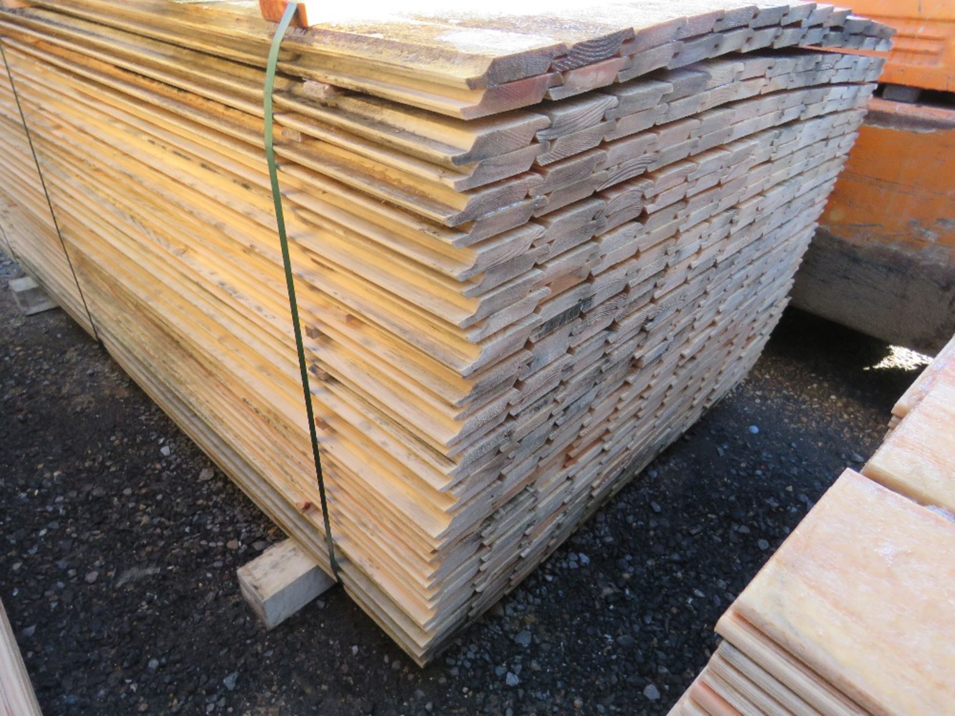 PACK OF UNTREATED SHIPLAP FENCE CLADDING BOARDS. 1.731M X 10CM APPROX.