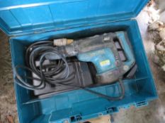 MAKITA 110 VOLT AVT BREAKER IN CASE.