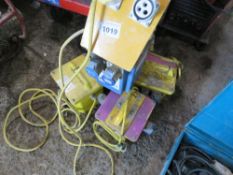 5 X TRANSFORMERS PLUS A JUNCTION BOX, CONDITION UNKNOWN.6