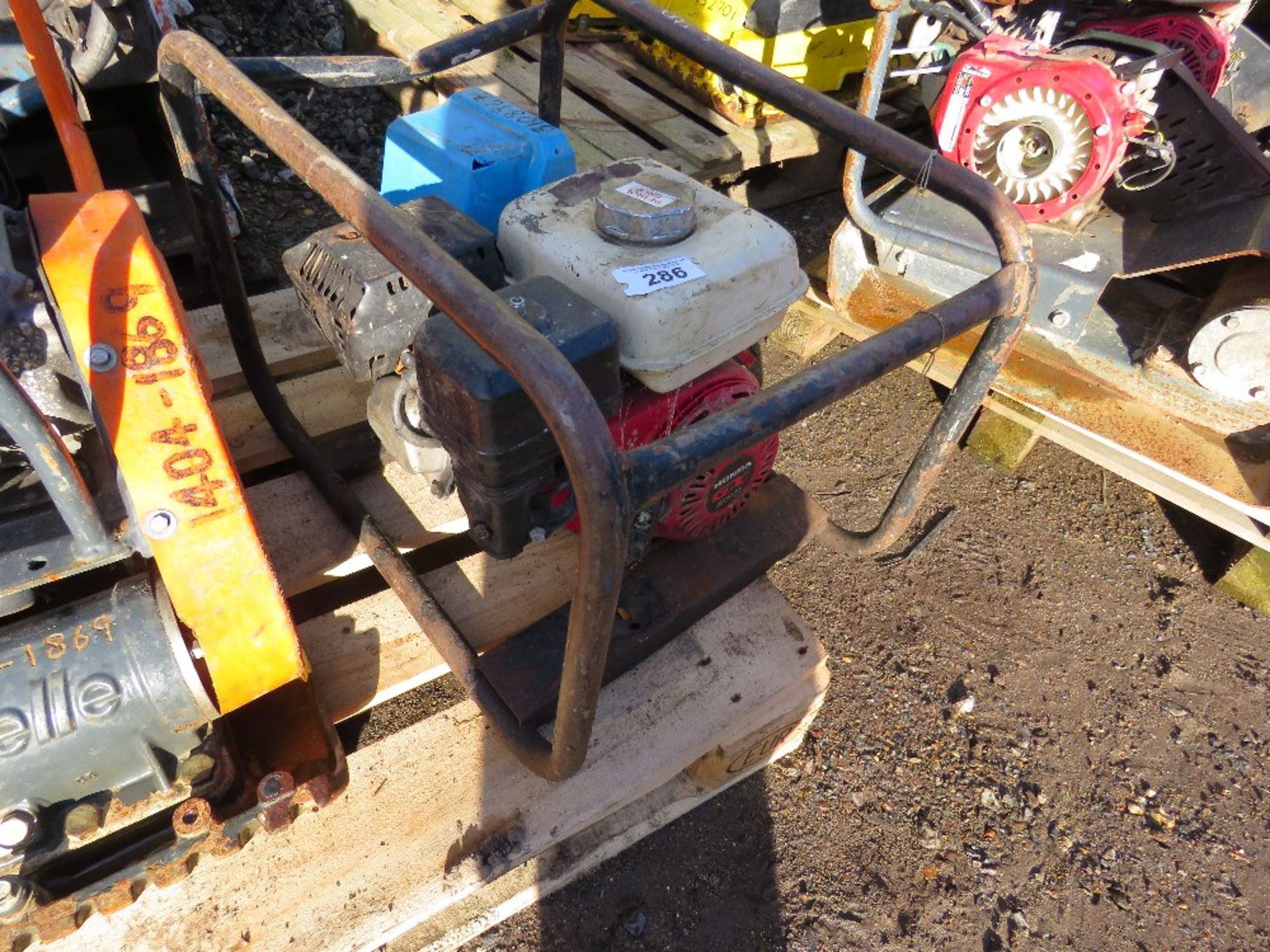 STEPHILL PETROL GENERATOR, FRAME IS LOOSE.