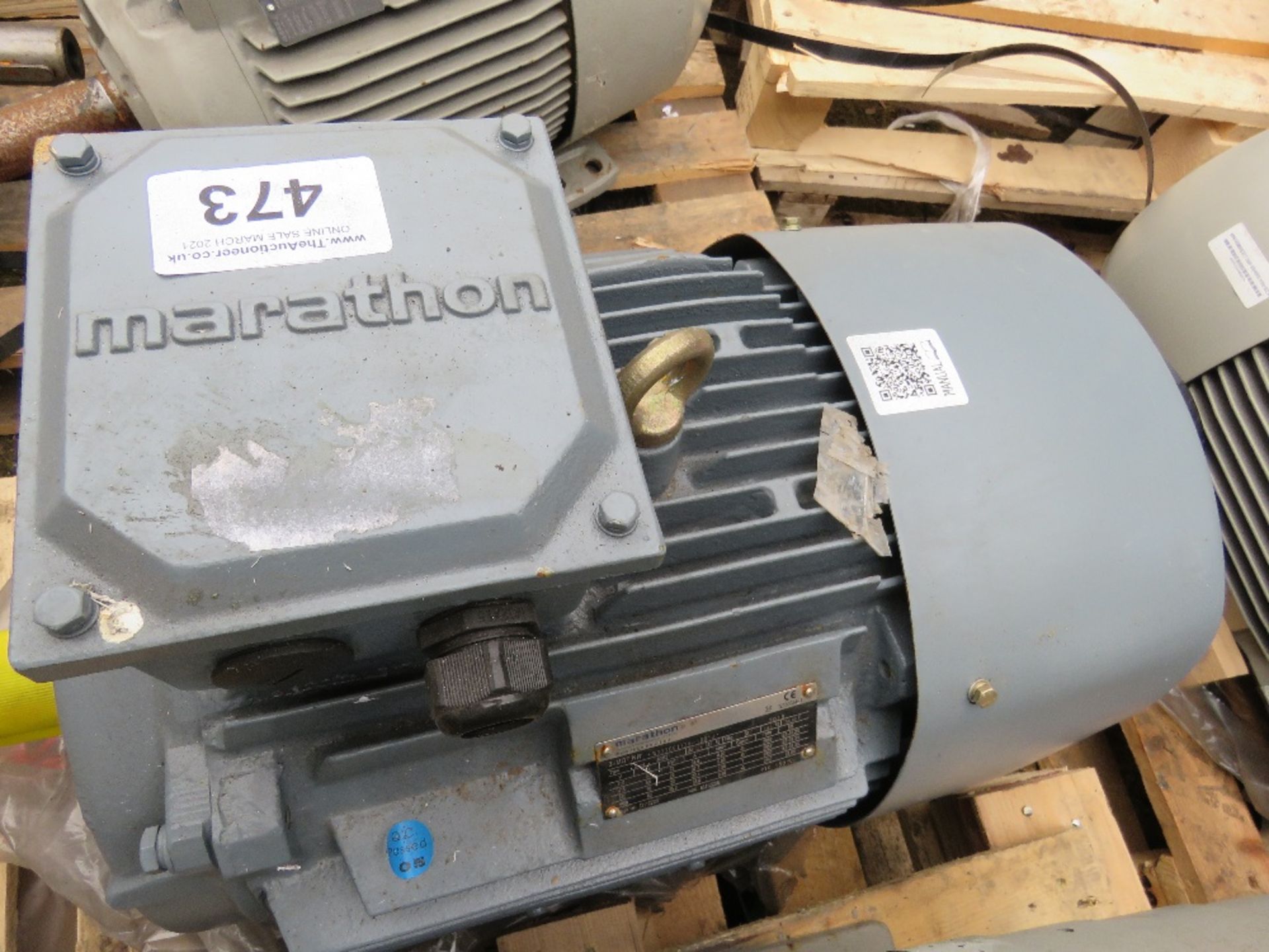 1 X INDUSTRIAL 22KW RATED ELECTRIC MOTOR, SOURCED FROM DEPOT CLEARANCE. - Image 3 of 3