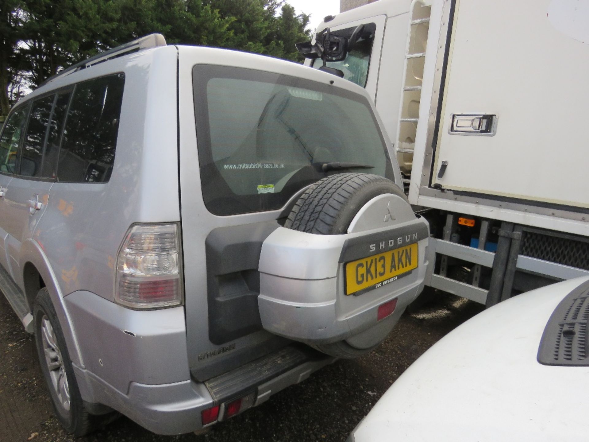 SHOGUN LWB SG2 4 WORK COMMERCIAL, AUTO, REG:GK13 AKN. WITH V5, TESTED TILL 29.03.2022. 220,769 REC - Image 3 of 5