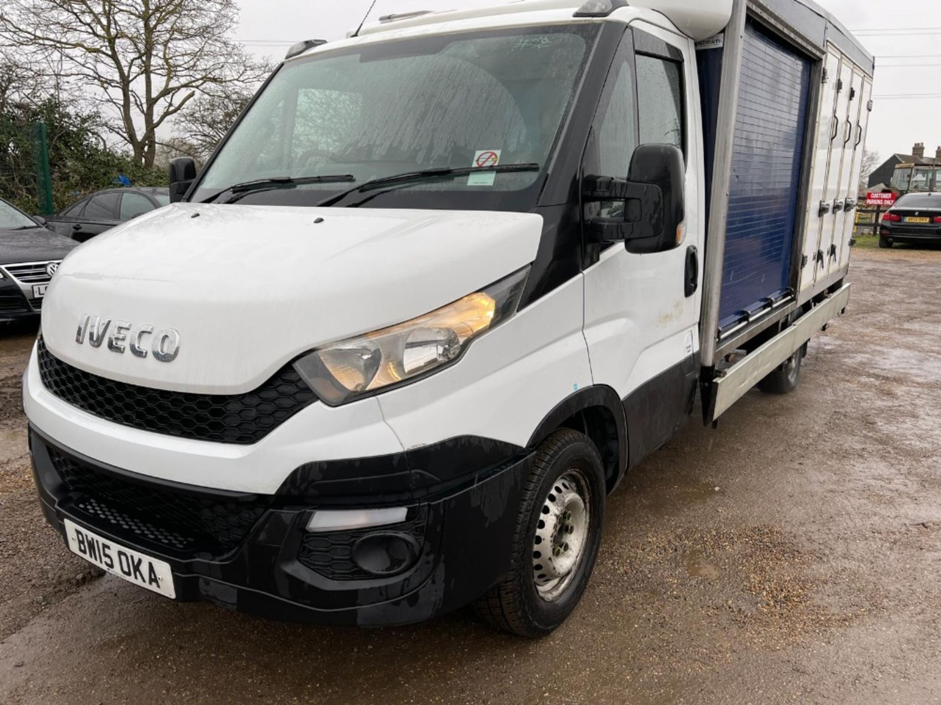 IVECO CONTROLLED TEMPERATURE DELIVERY BOX VAN REG:BW15 OKA. AUTOMATIC GEARBOX. WITH V5. 108,526 REC - Image 2 of 19