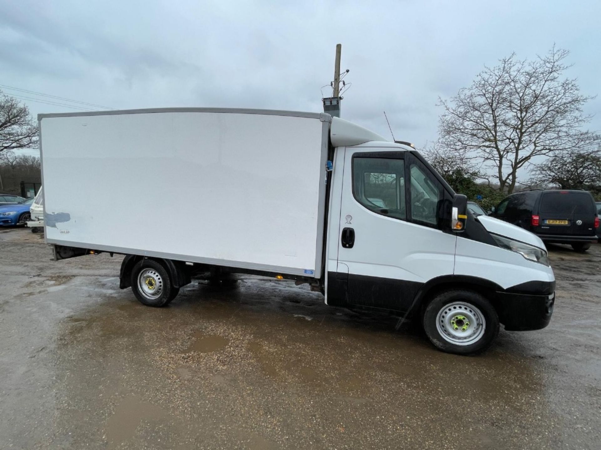 IVECO CONTROLLED TEMPERATURE DELIVERY BOX VAN REG:BP15 WBD. AUTOMATIC GEARBOX. WITH V5. - Image 15 of 17