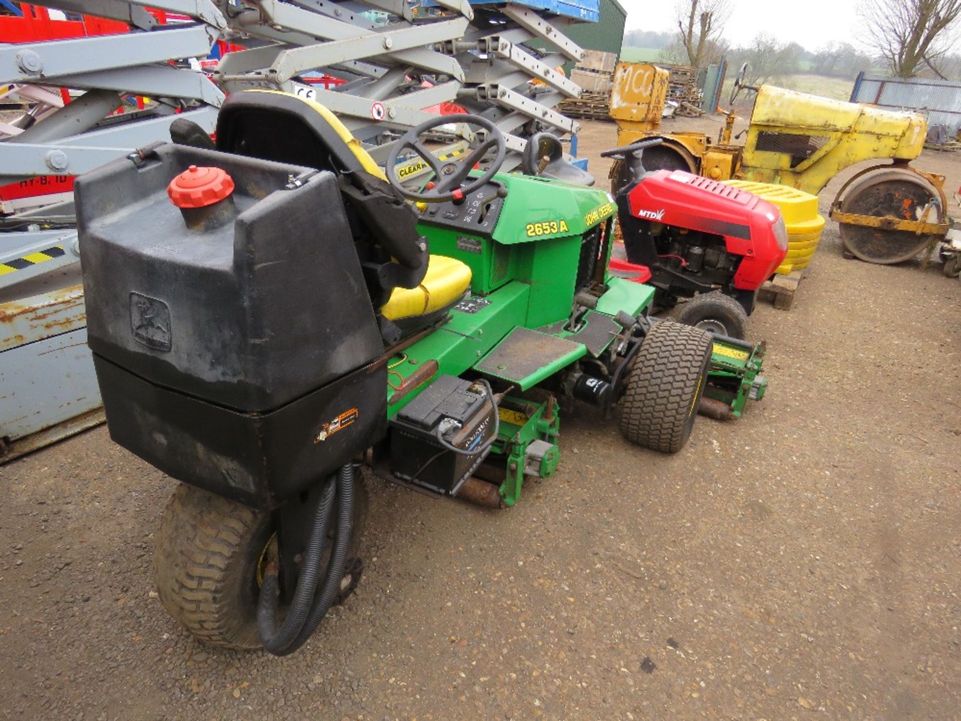 JOHN DEERE 2653A TRIPLE DIESEL ENGINED RIDE ON MOWER, 2305 REC HRS. WHEN TESTED WAS SEEN TO DRIVE, A - Image 2 of 7